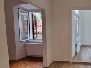 Quadrilocale in Via della Madonnina, Trieste, 1 bagno, 99 m², 2° piano