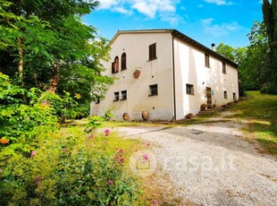 Rustico/Casale in Vendita in Via del Cantalupo 4 a Perugia