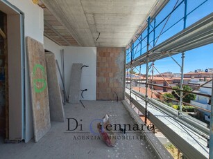 Trilocale in Via D'annunzio, Tortoreto, 2 bagni, posto auto, 60 m²