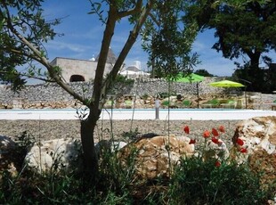 Trullo splendida, con aria condizionata, grande piscina e Wifi