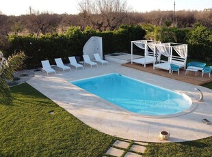 Trullo villa nuova con piscina privata riscaldata vicino alle spiagge salentine