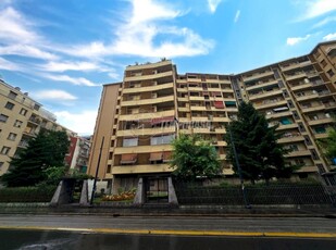 Vendita Appartamento Via Genova, Torino