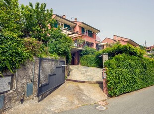 Vendita Villa Via alla Croce, 54 b
Castagnabuona, Varazze