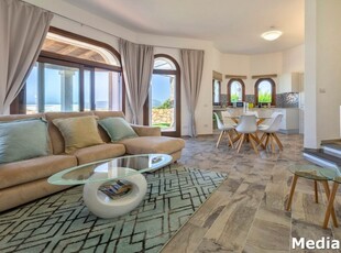 Villa a schiera ad Alghero, 6 locali, 2 bagni, arredato, 115 m²