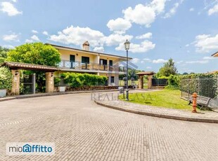 Villa a schiera con terrazzo Monterosi