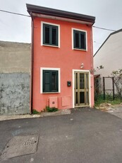 Villa a schiera in affitto a Rovigo