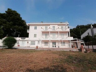 Villa abitabile in zona Pastorano a Salerno