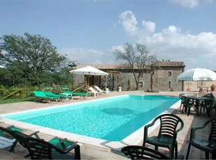 Villa accogliente con parcheggio, piscina e giardino - Vista sul fiume