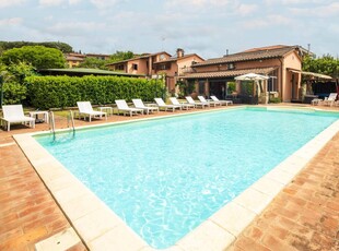 Confortevole casa a Magione con giardino, barbecue e piscina