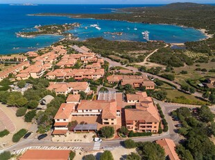 Villa di lusso con giardino e aria condizionata, a 1000 m dalla spiaggia di Marinella