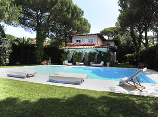 Villa in affitto a Forte dei Marmi