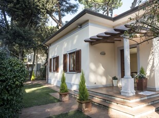 Villa in affitto a Pietrasanta