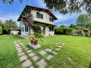 villa in affitto a Pietrasanta