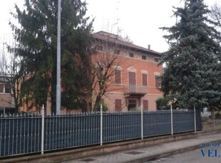 Villa in vendita a Campagnola Emilia
