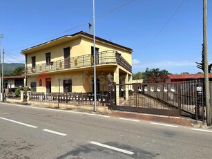 Villa in vendita a Cervinara