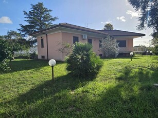 Villa in vendita a Sessa Aurunca