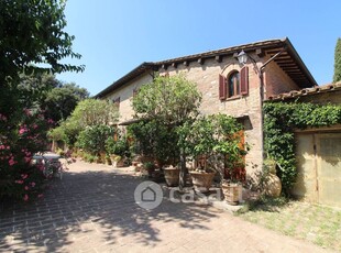 Villa in Vendita in Strada di Montevile a Perugia