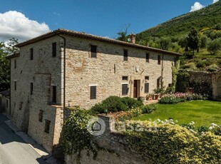 Villa in Vendita in Strada Pantano Pieve Petroia a Perugia