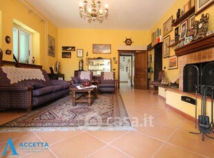 Villa in Vendita in Via Aragoste a Taranto