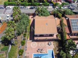 Villa in Vendita in Via Giorgio Esquerra de Roxas 14 a Aci Bonaccorsi