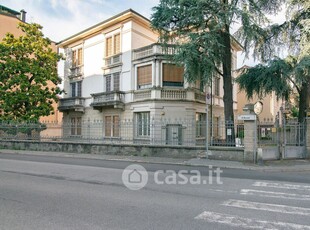 Villa in Vendita in Via Giovanni Gandini 20 a Lodi