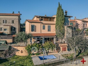 Villa in Vendita in Via Valle Spaziani a Montelibretti