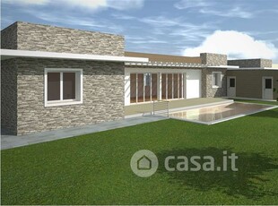 Villa in Vendita in Viale del Tirreno 10 a Livorno