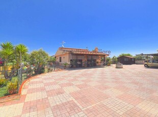 villa indipendente in vendita a Gaeta