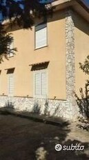 Villa unifamiliare con 2 appartamenti trabia