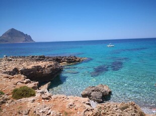 Villetta a Makari vicinissima al mare con meravigliosi tramonti.