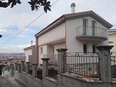 VILLA - PESCARA (PE)