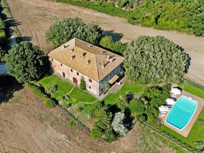 Prestigioso appartamento di 1370 m² in vendita Capalbio, Toscana