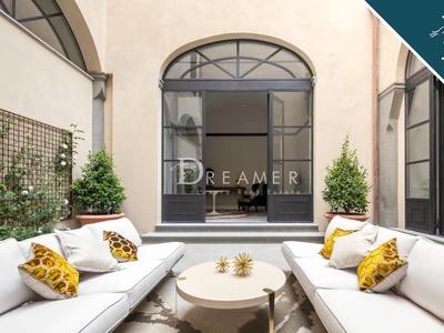Appartamento di lusso di 200 m² in affitto Via del Corso, Firenze, Toscana