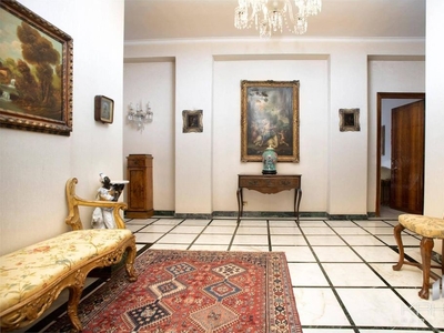 Prestigioso appartamento in affitto Via Antonio Gramsci, Roma, Lazio