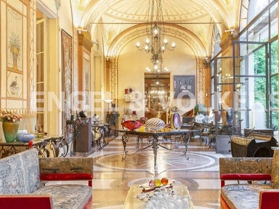 Prestigioso appartamento di 750 m² in vendita Bologna, Emilia-Romagna