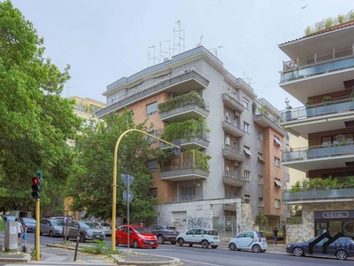 Prestigioso appartamento di 138 m² in vendita Largo Forano, 2, Roma, Lazio