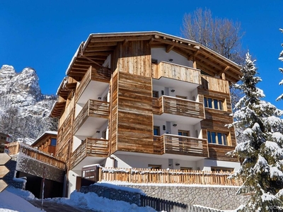 Prestigioso appartamento di 130 m² in vendita Strada Funtanacia, 42, Badia, Bolzano, Trentino - Alto Adige