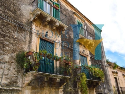 Appartamento di prestigio di 160 m² in vendita via Tommaso Fazello, Noto, Siracusa, Sicilia