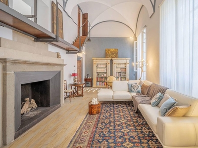 Appartamento di prestigio di 360 m² in vendita Piacenza, Italia
