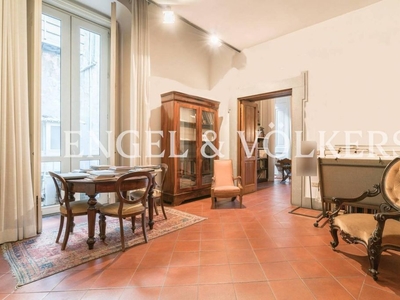 Prestigioso appartamento in vendita Via San Giuseppe dei Nudi, 80, Napoli, Campania