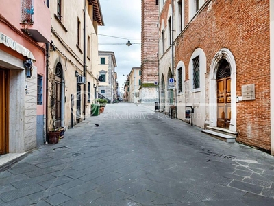 Appartamento di prestigio in vendita Via Giuseppe Garibaldi, Pietrasanta, Lucca, Toscana