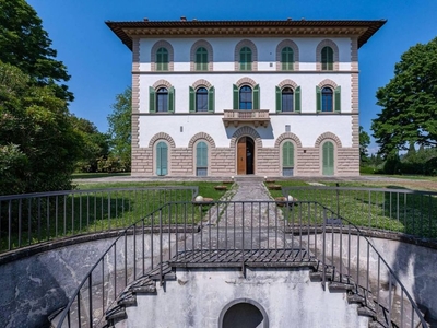 Prestigioso attico di 242 mq in vendita Via della Piazzuola, 91, Firenze, Toscana
