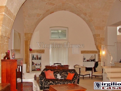 Prestigiosa casa di 250 mq in vendita VIA LATA, Brindisi, Puglia