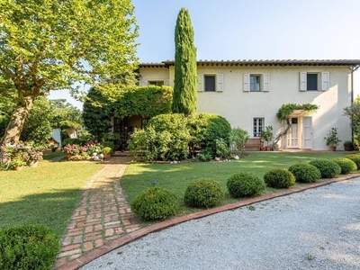 Prestigiosa villa di 440 mq in vendita, Montopoli in Val d'Arno, Toscana