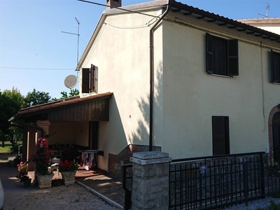 Casa semi indipendente in zona Panicarola a Castiglione del Lago