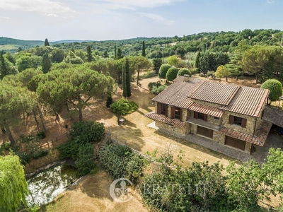 Casale di 337 mq in vendita Via Giosuè Carducci, Sinalunga, Siena, Toscana