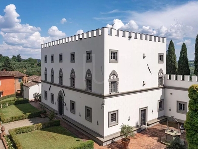 Castello di 1883 mq in vendita - San Miniato, Italia