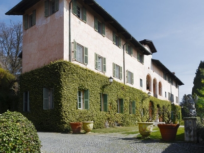 Prestigiosa villa di 2500 mq in vendita Biella, Italia