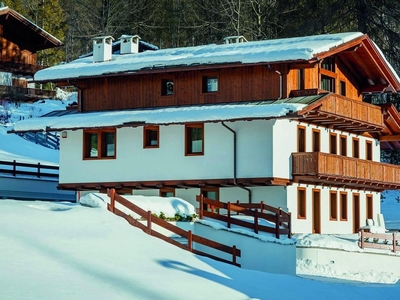 Prestigiosa Casa Indipendente in affitto Cortina d'Ampezzo, Italia