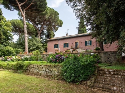 Prestigiosa villa di 670 mq in vendita Monte Compatri, Italia